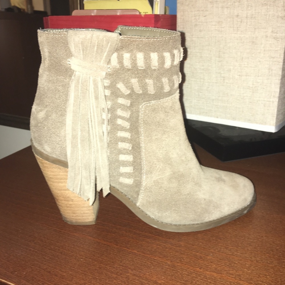 Comfortable Booties! Jessica Simpson